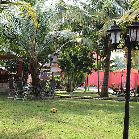 Negolodge Accra Buitenkant foto