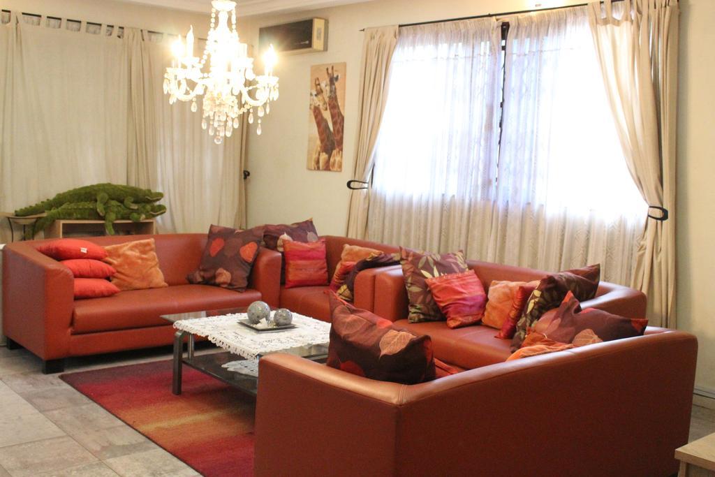 Negolodge Accra Buitenkant foto