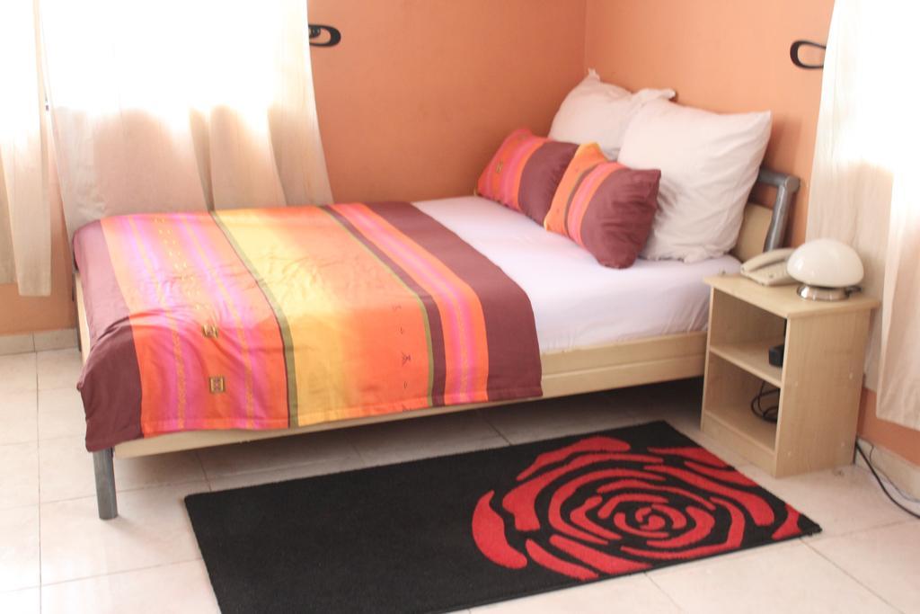 Negolodge Accra Buitenkant foto