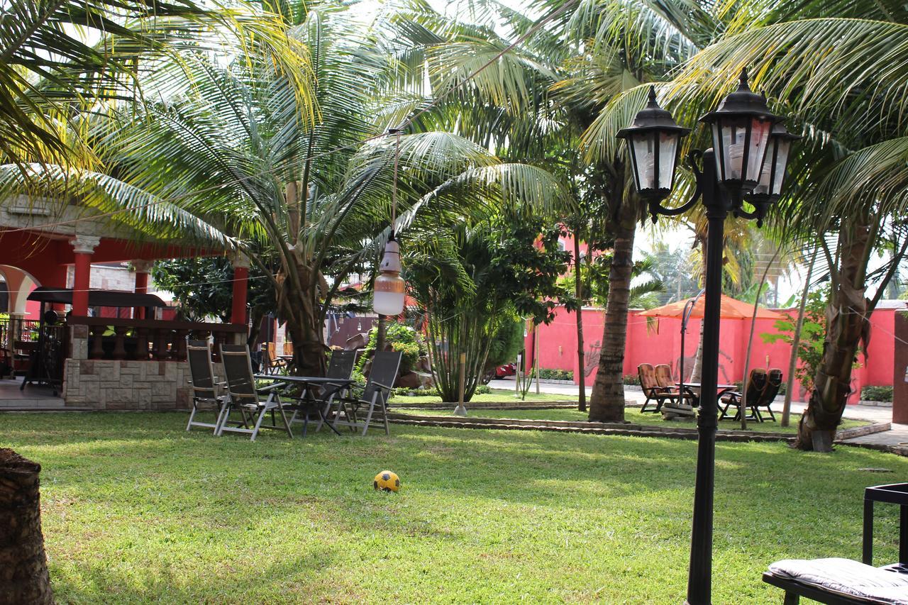 Negolodge Accra Buitenkant foto