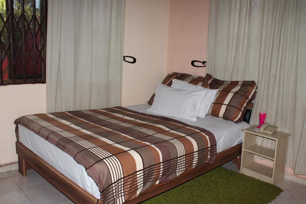 Negolodge Accra Buitenkant foto